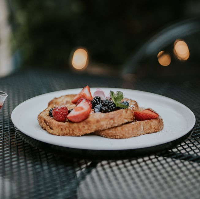 French Toast — Bread soaked in egg batter and griddled.