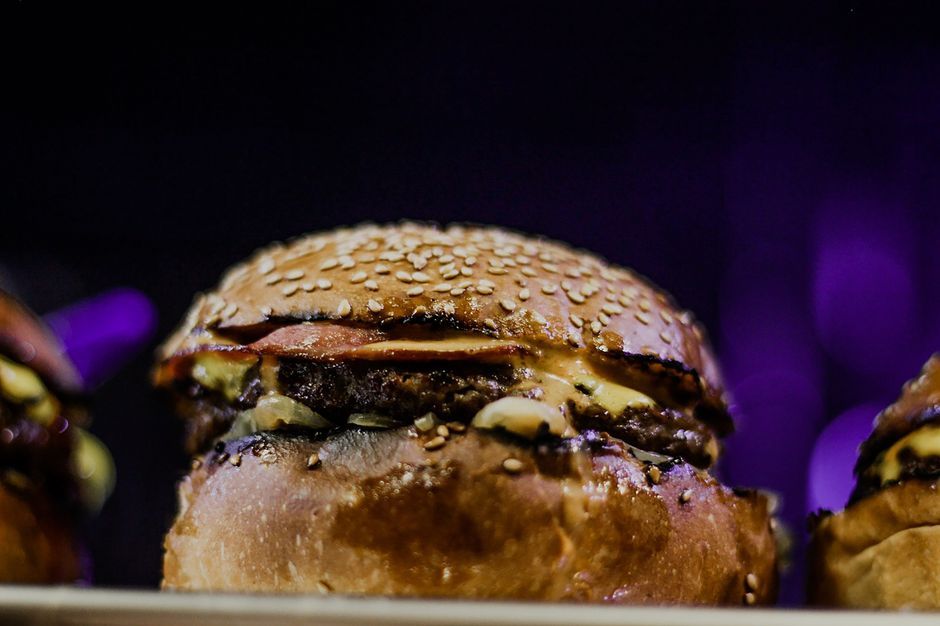 Burger food, representative of the kind of dishes served