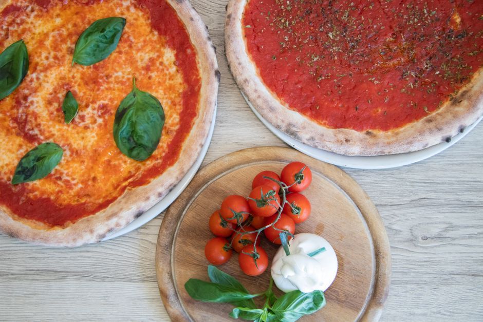 Pizza food, representative of the kind of dishes served